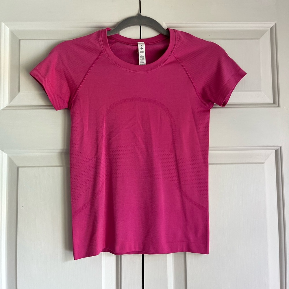 Lululemon swiftly tech in sonic pink